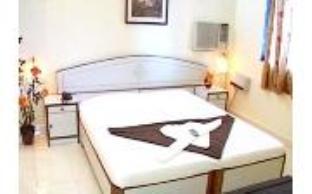 Amigo Plaza 2*